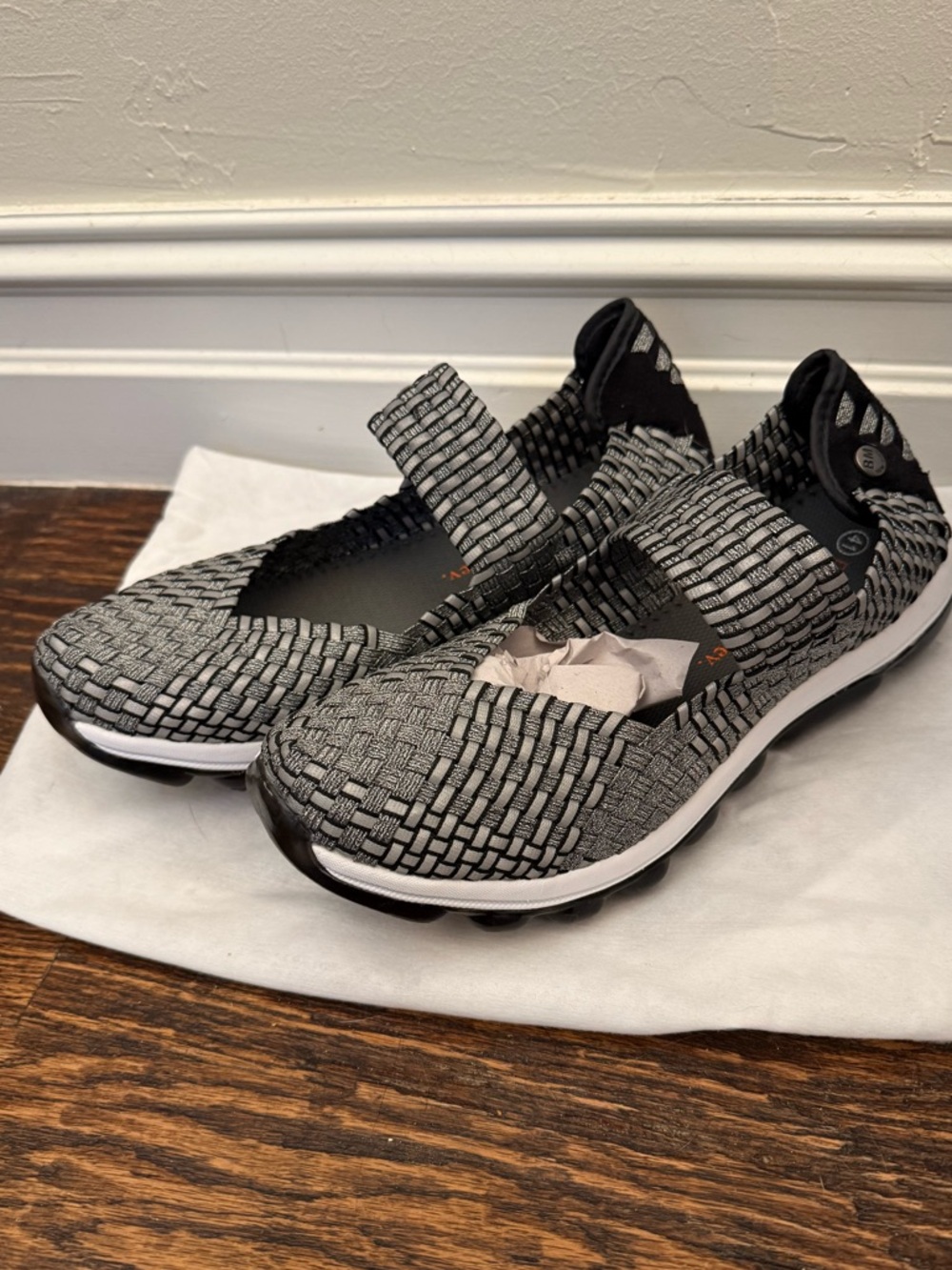 Bernie Mev Gummies Charm Silver Gray Black Mary Jane Comfort Shoes Womens 41 10